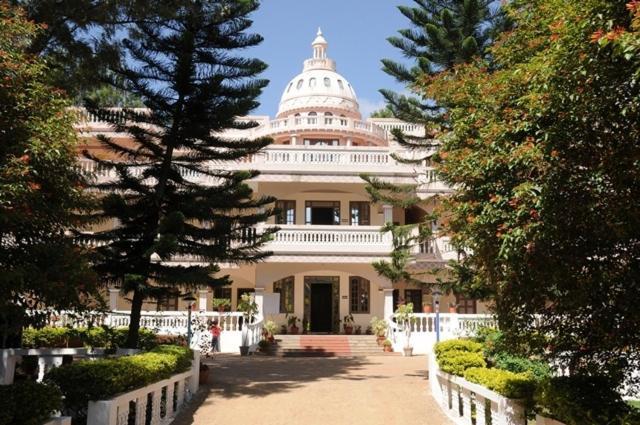 Sterling Yelagiri