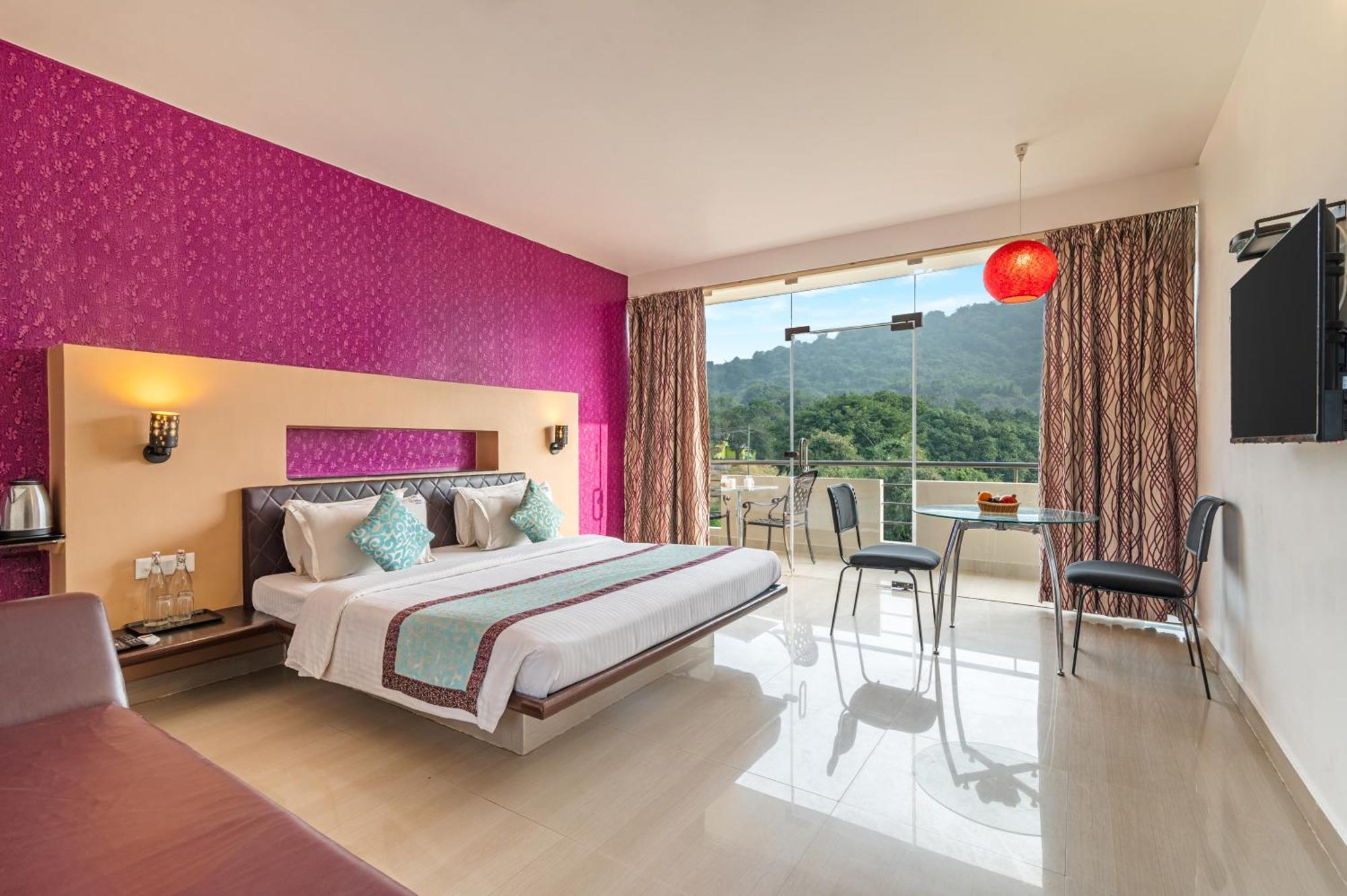 Sterling 4* Yelagiri