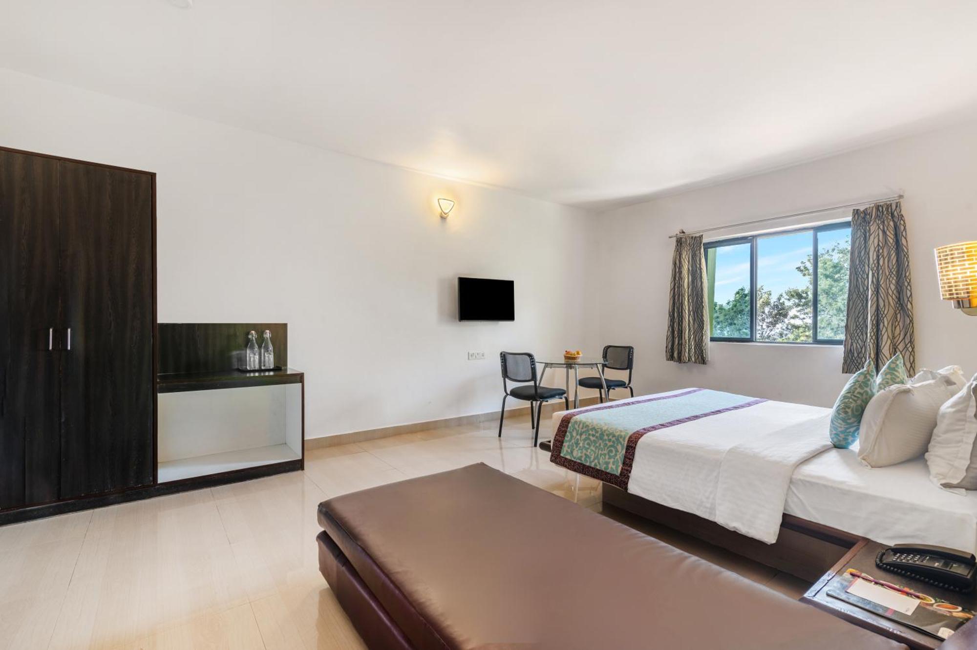 Sterling Resort 4*
