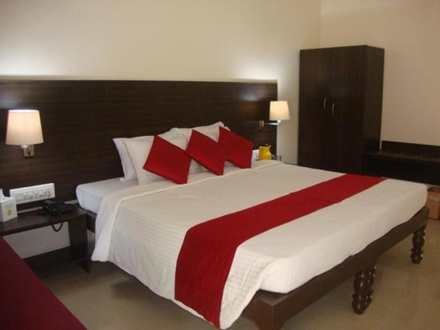 Sterling Resort 4*